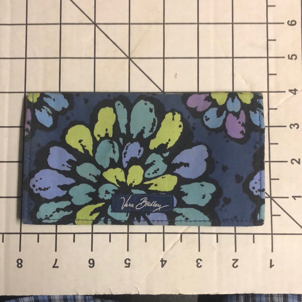 Vera Bradley Indigo Pop Checkbook Cover